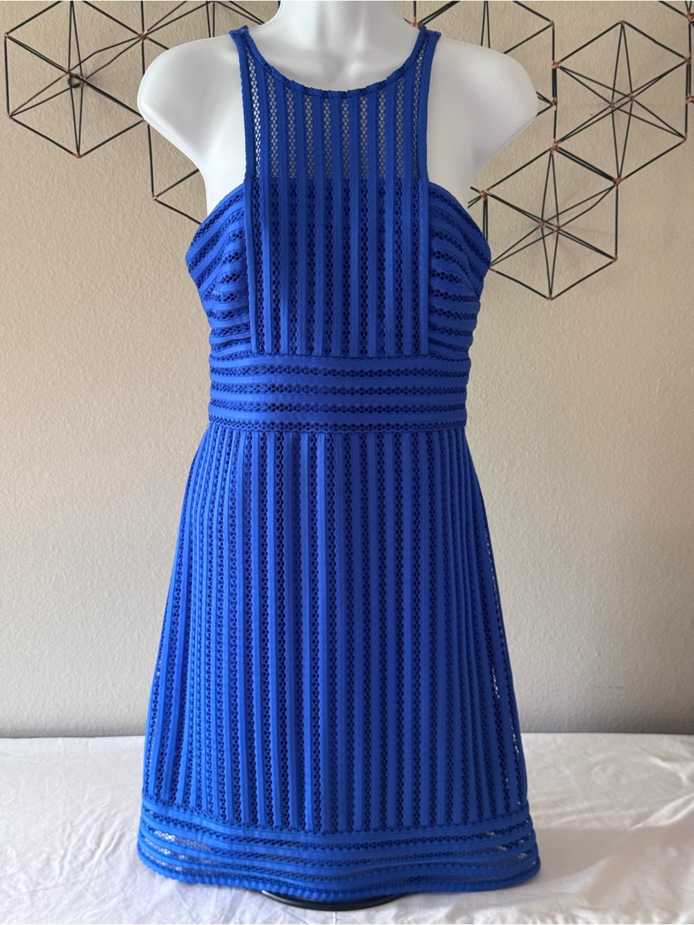 LILLY PULITZER Rae Shift Dress - Brilliant Blue - Crochet-knit 

Women’s XS